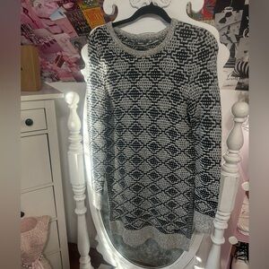 Roots Sweater Dress Beautiful Condition.. Size XS Unique